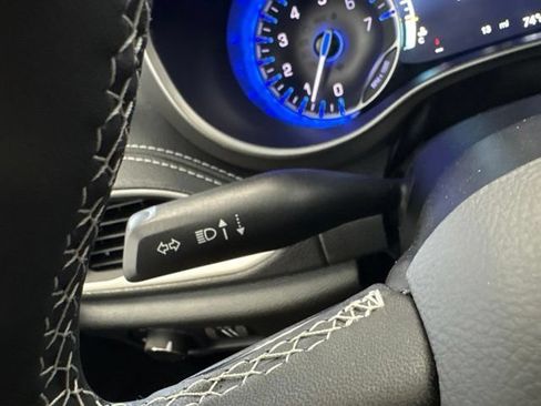 New 2027 Chrysler Pacifica Limited AWD/4WD image 36