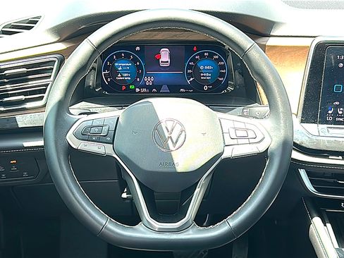 Used 2026 Volkswagen Atlas SE AWD/4WD image 28