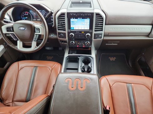 Used 2019 Ford F250 King Ranch w/ King Ranch Ultimate Package AWD/4WD image 13
