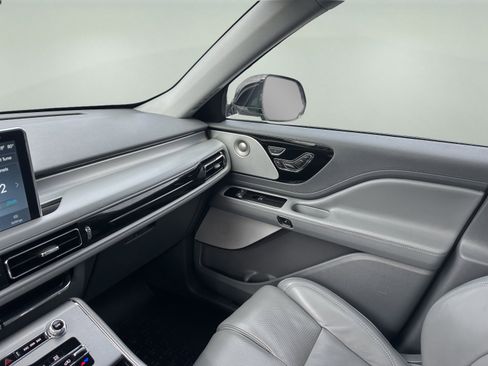 Used 2021 Lincoln Aviator Reserve w/ Equipment Group 202A image 15