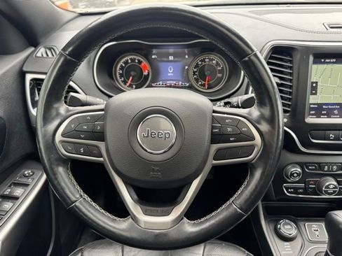 Used 2021 Jeep Cherokee Latitude image 18