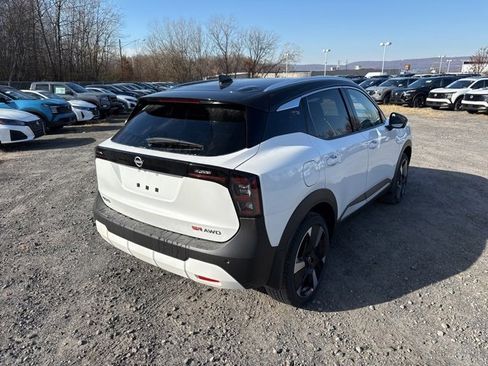 New 2026 Nissan Kicks SR w/ SR Premium Package image 5