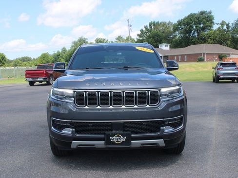 Used 2024 Jeep Wagoneer Series II AWD/4WD image 3