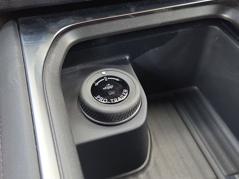 New 2026 Ford Expedition Tremor image 18