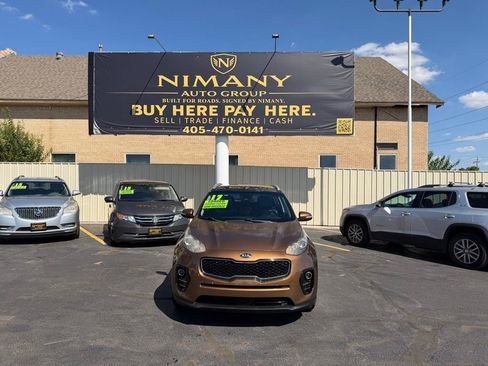 Used 2017 Kia Sportage EX w/ EX Technology Package FWD image 2