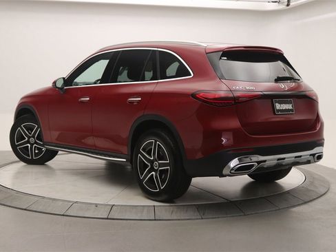 New 2026 Mercedes-Benz GLC 300 image 2