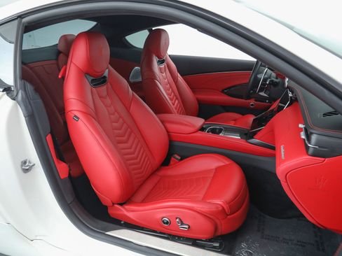 Certified 2024 Maserati GranTurismo Trofeo image 14