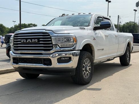 Used 2019 RAM 3500 Limited AWD/4WD image 2
