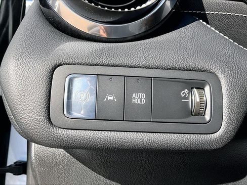 New 2025 Chevrolet Blazer EV LT image 17