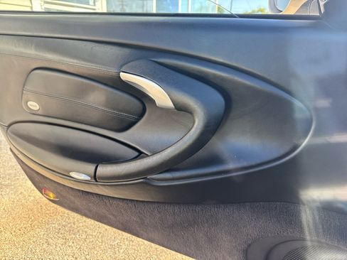 Used 2000 Porsche 911 Carrera image 29