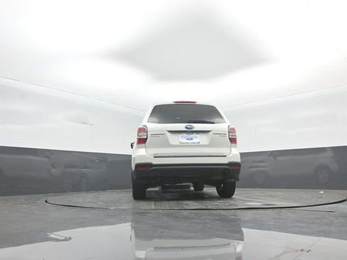 Used 2016 Subaru Forester 2.5i Premium w/ All-Weather Package image 38