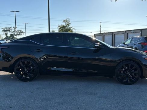 Used 2021 Nissan Maxima SR w/ Sport Mat Group FWD image 4