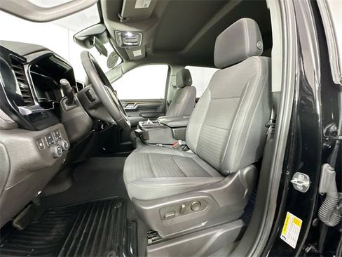 Used 2024 Chevrolet Silverado 1500 LT image 11