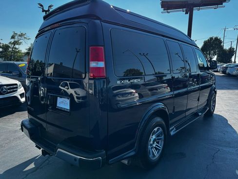 Used 2025 Chevrolet Express 2500 w/ Driver Convenience Package RWD image 5