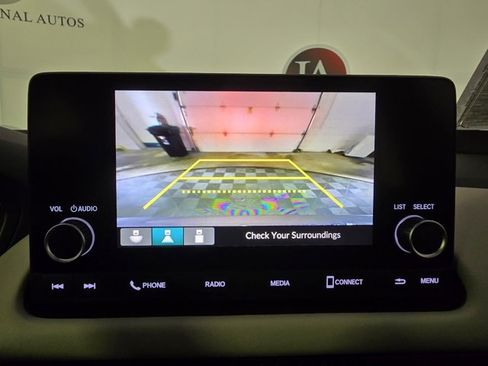 Used 2025 Honda HR-V LX image 13