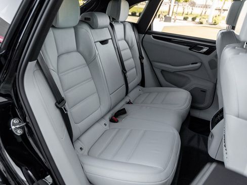 New 2026 Porsche Macan Turbo AWD/4WD image 41