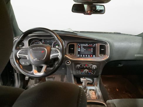 Used 2018 Dodge Charger GT image 10