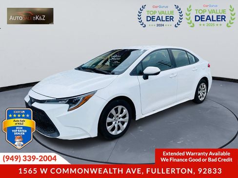 Used 2020 Toyota Corolla LE FWD image 1