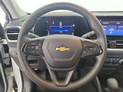 Used 2024 Chevrolet TrailBlazer LS w/ LS Confidence Package FWD image 21