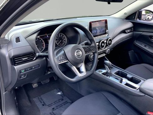 Used 2023 Nissan Sentra SV FWD image 10