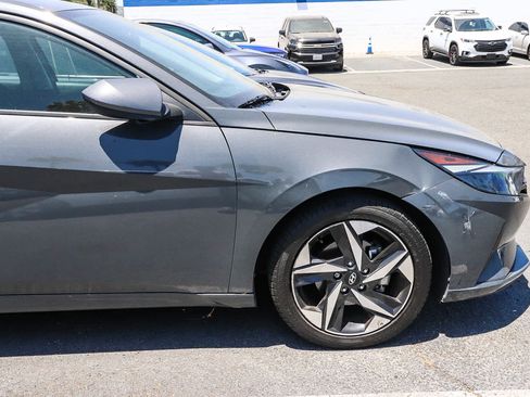 Used 2023 Hyundai Elantra SEL w/ Convenience Package FWD image 19