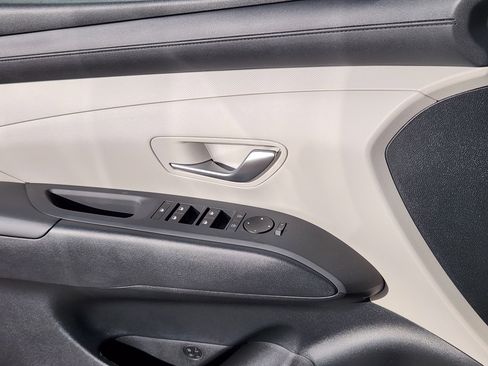 New 2026 Hyundai Tucson SEL image 7