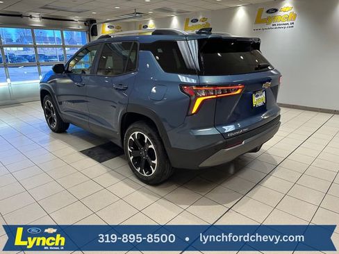 Used 2025 Chevrolet Equinox LT w/ Convenience Package II image 21