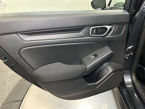 Used 2023 Honda Civic LX image 29