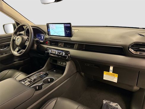 New 2026 Honda Pilot Touring image 30