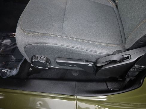 Used 2024 Jeep Wrangler Unlimited Sahara image 13