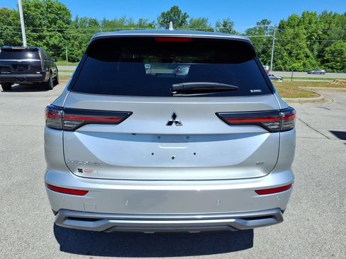 Used 2025 Mitsubishi Outlander SE AWD/4WD image 16