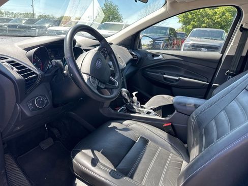 Used 2018 Ford Escape SEL FWD image 8