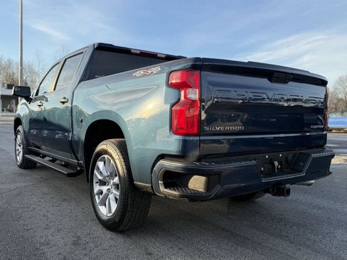 Used 2020 Chevrolet Silverado 1500 Custom w/ Custom Value Package image 7