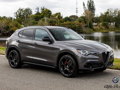 New 2025 Alfa Romeo Stelvio Sprint