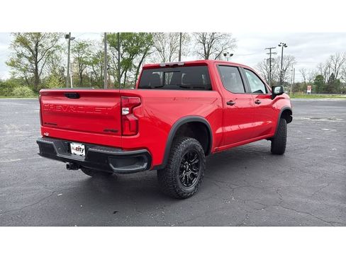 Used 2025 Chevrolet Silverado 1500 ZR2 w/ Technology Package AWD/4WD image 8