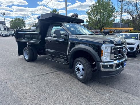 New 2026 Ford F550 4x4 Regular Cab Super Duty image 3