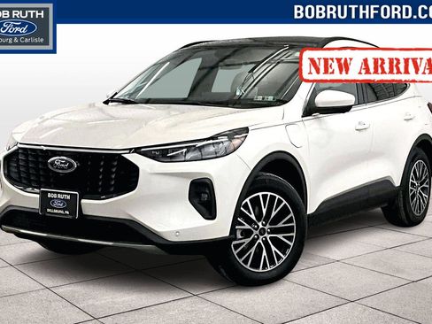 Used 2025 Ford Escape SE w/ PHEV Premium Package image 1