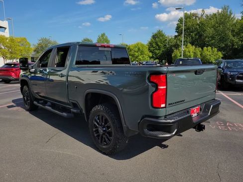 Used 2025 Chevrolet Silverado 2500 LT w/ Trail Boss Package AWD/4WD image 6
