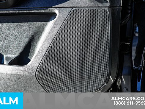 Used 2025 Nissan Pathfinder SV image 48