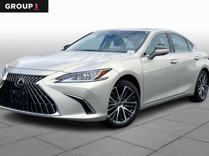 Certified 2024 Lexus ES 350 w/ Premium Package