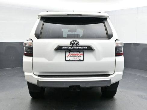 Used 2022 Toyota 4Runner TRD Off-Road Premium image 7