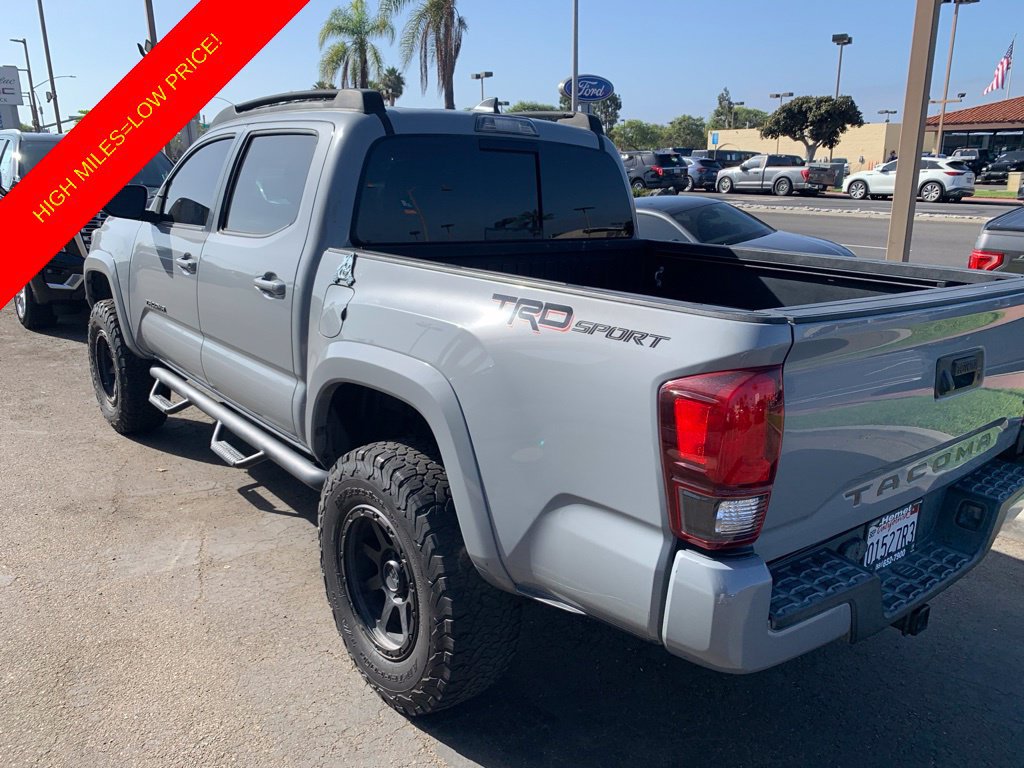 Used 2018 Toyota Tacoma TRD Sport RWD image 8