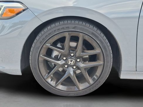 Certified 2025 Honda Civic Sport image 30
