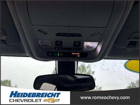 Used 2018 Chevrolet Equinox LT w/ Sun & Infotainment Package image 33