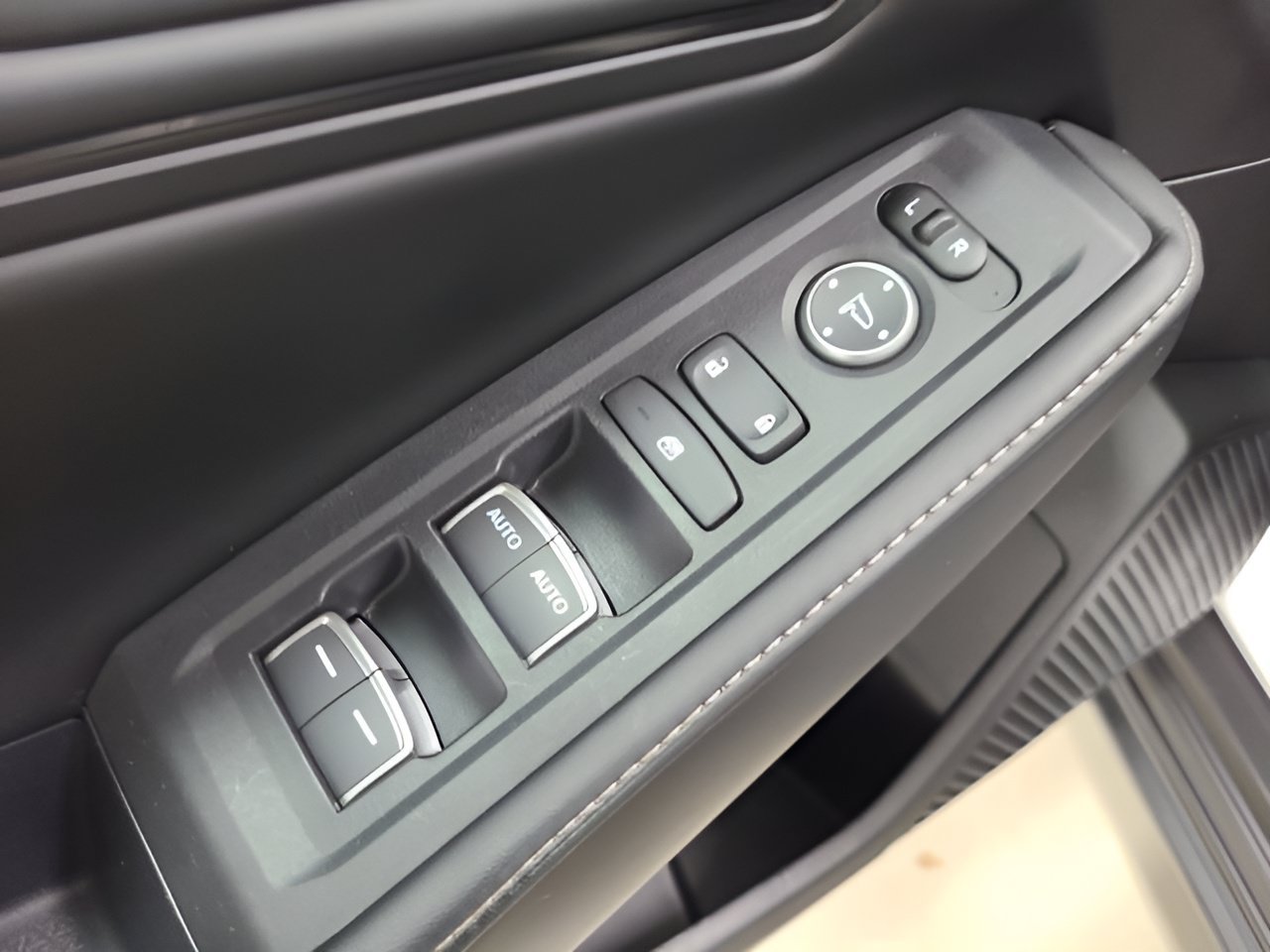 Used 2024 Honda Accord Sport image 22