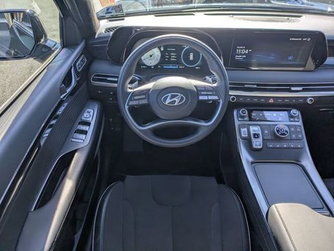 Used 2025 Hyundai Palisade Calligraphy image 18