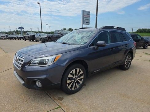 Used 2016 Subaru Outback 2.5i Limited AWD/4WD image 3
