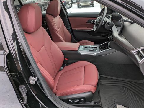 Used 2025 BMW M340i xDrive w/ Premium Package image 28