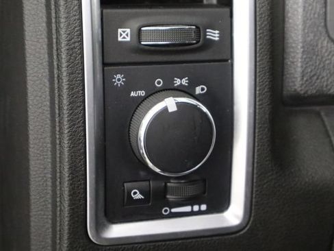 Used 2021 RAM 1500 Warlock AWD/4WD image 45