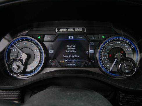 Used 2019 RAM 1500 Limited w/ Advanced Safety Group AWD/4WD image 36